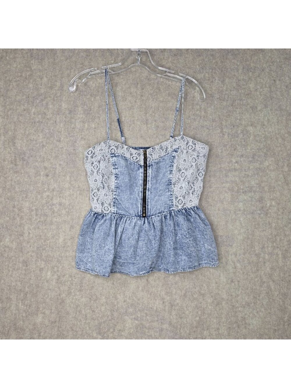 Kirra Women's Denim Lace Peplum Top Light Wash Blue Size L Adjustable